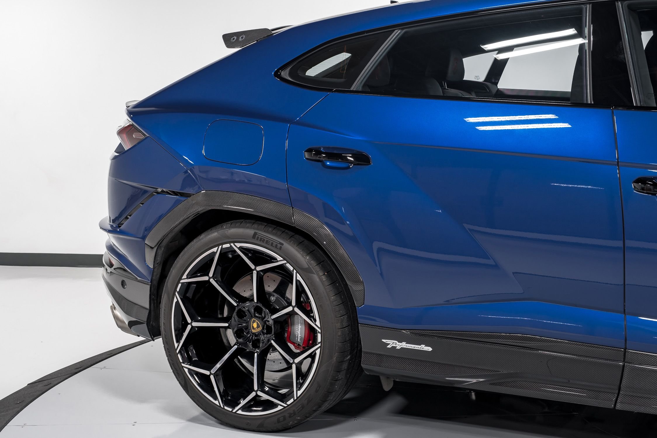 2024 Lamborghini Urus Performante  53