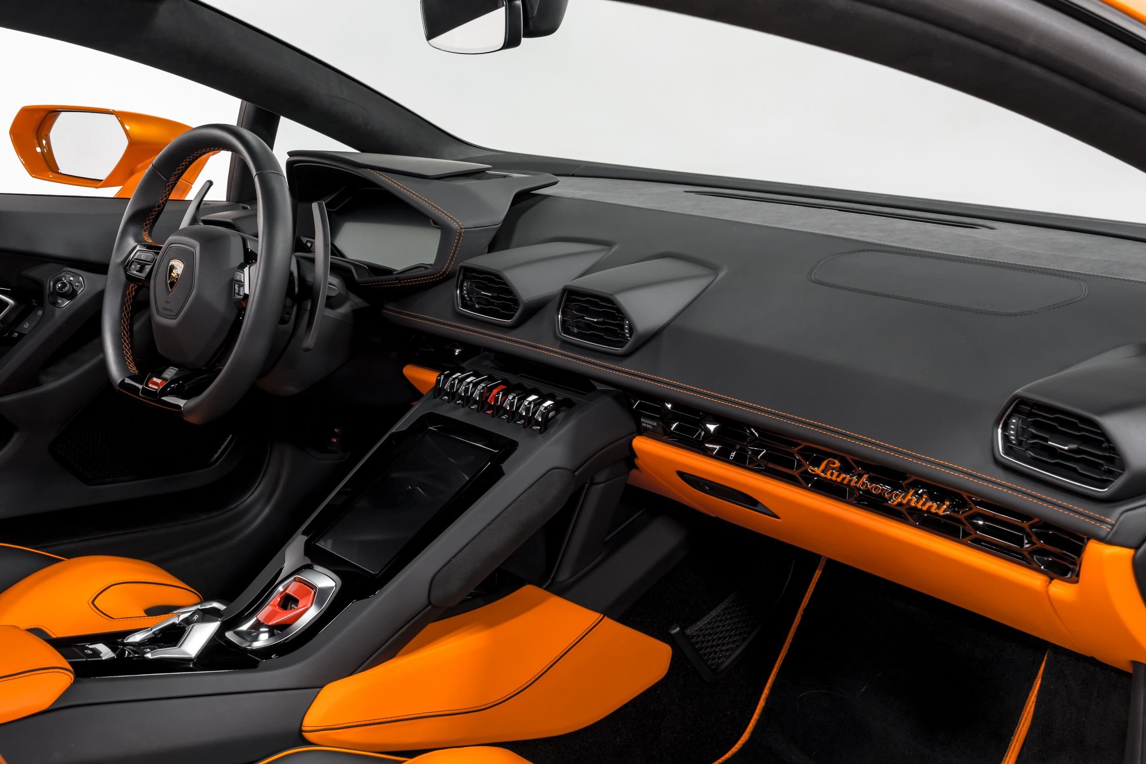 2023 Lamborghini Huracan EVO Coupe RWD  33