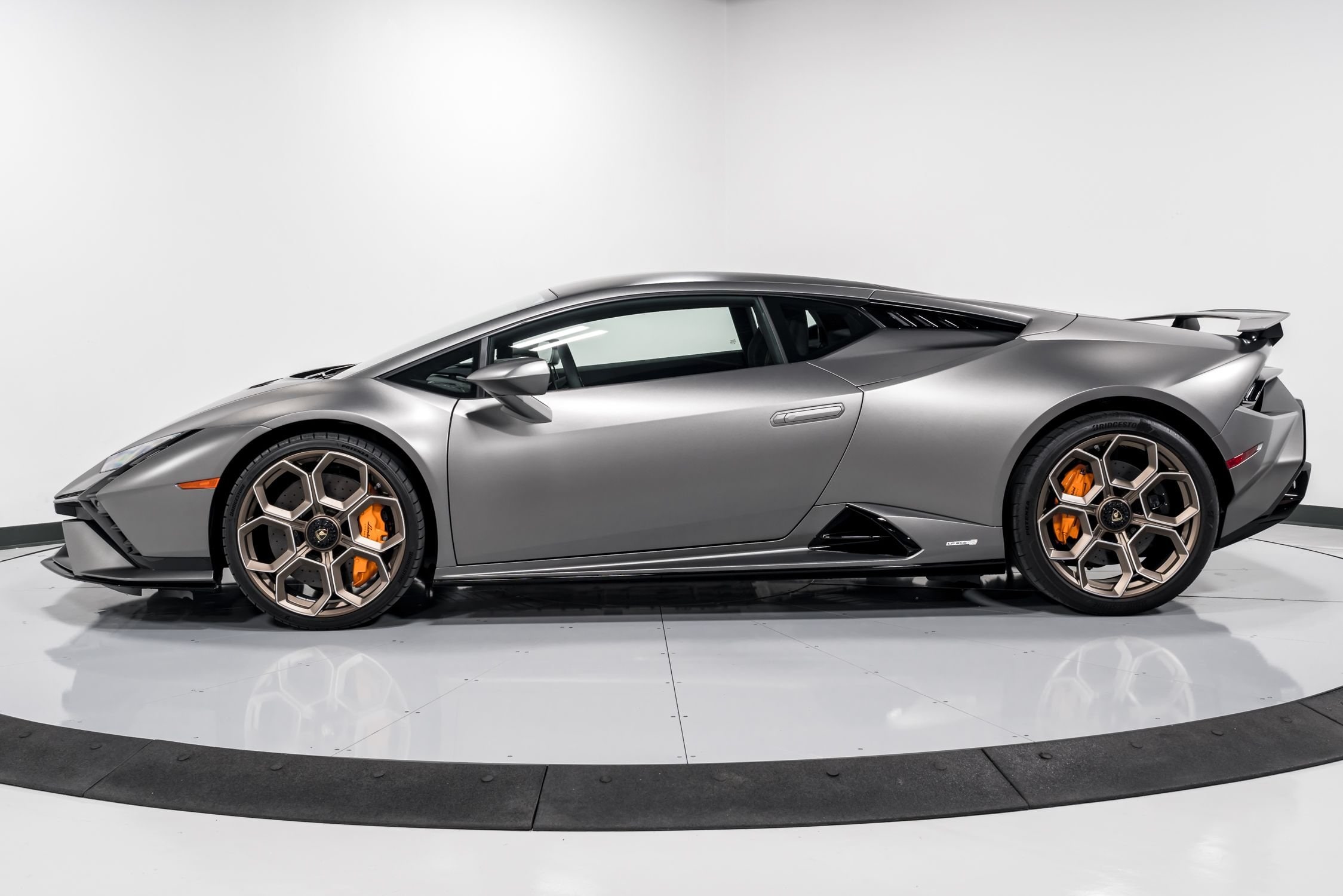 2024 Lamborghini Huracan Tecnica  6