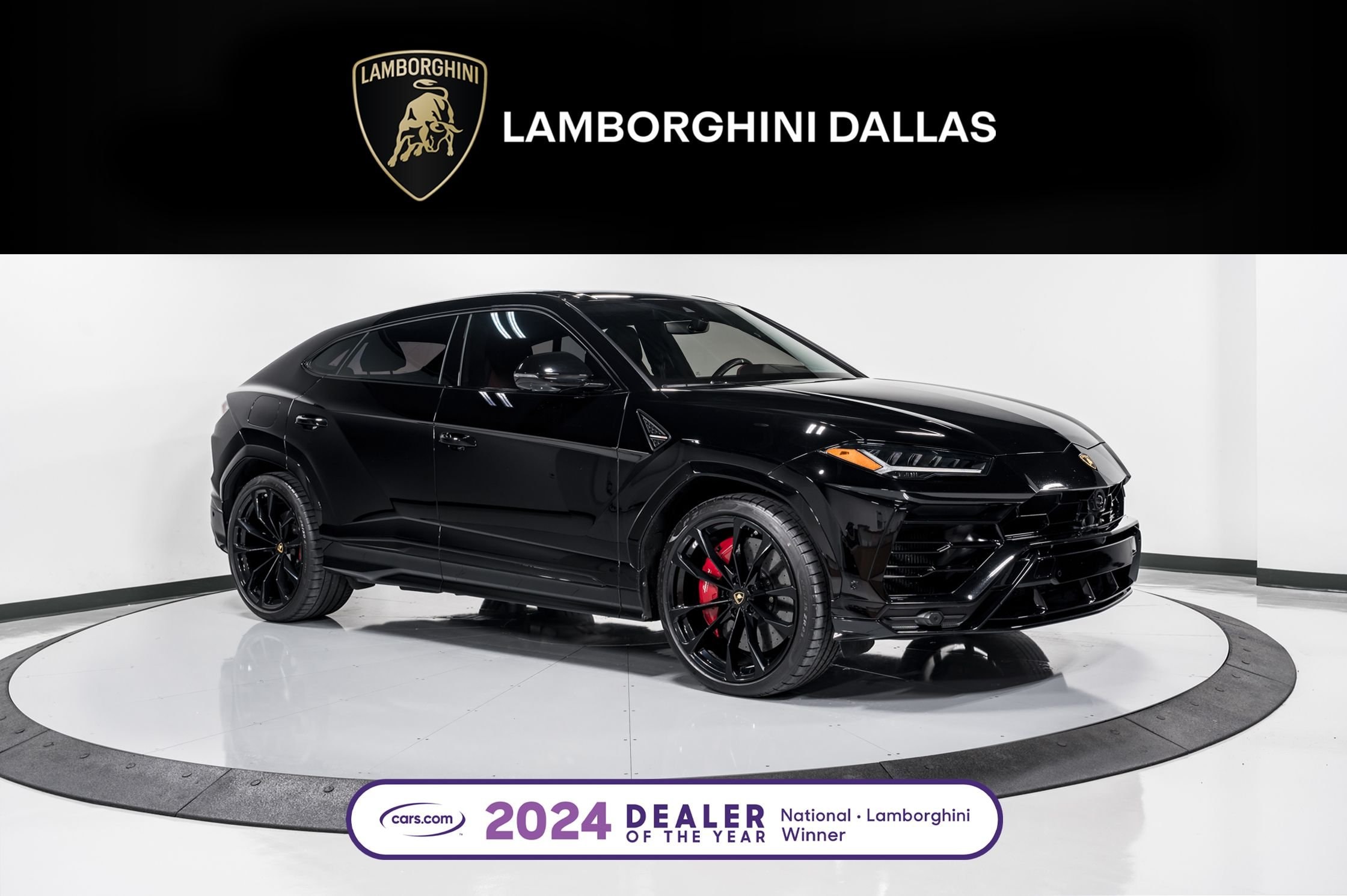 2020 Lamborghini Urus  1