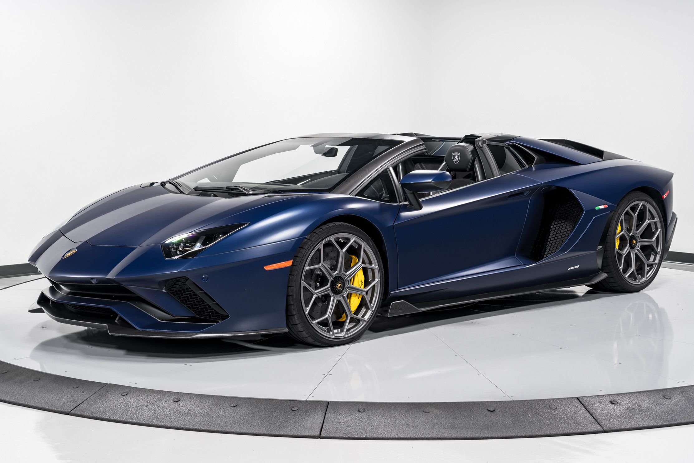 2022 Lamborghini Aventador Ultimae Roadster Certified 7