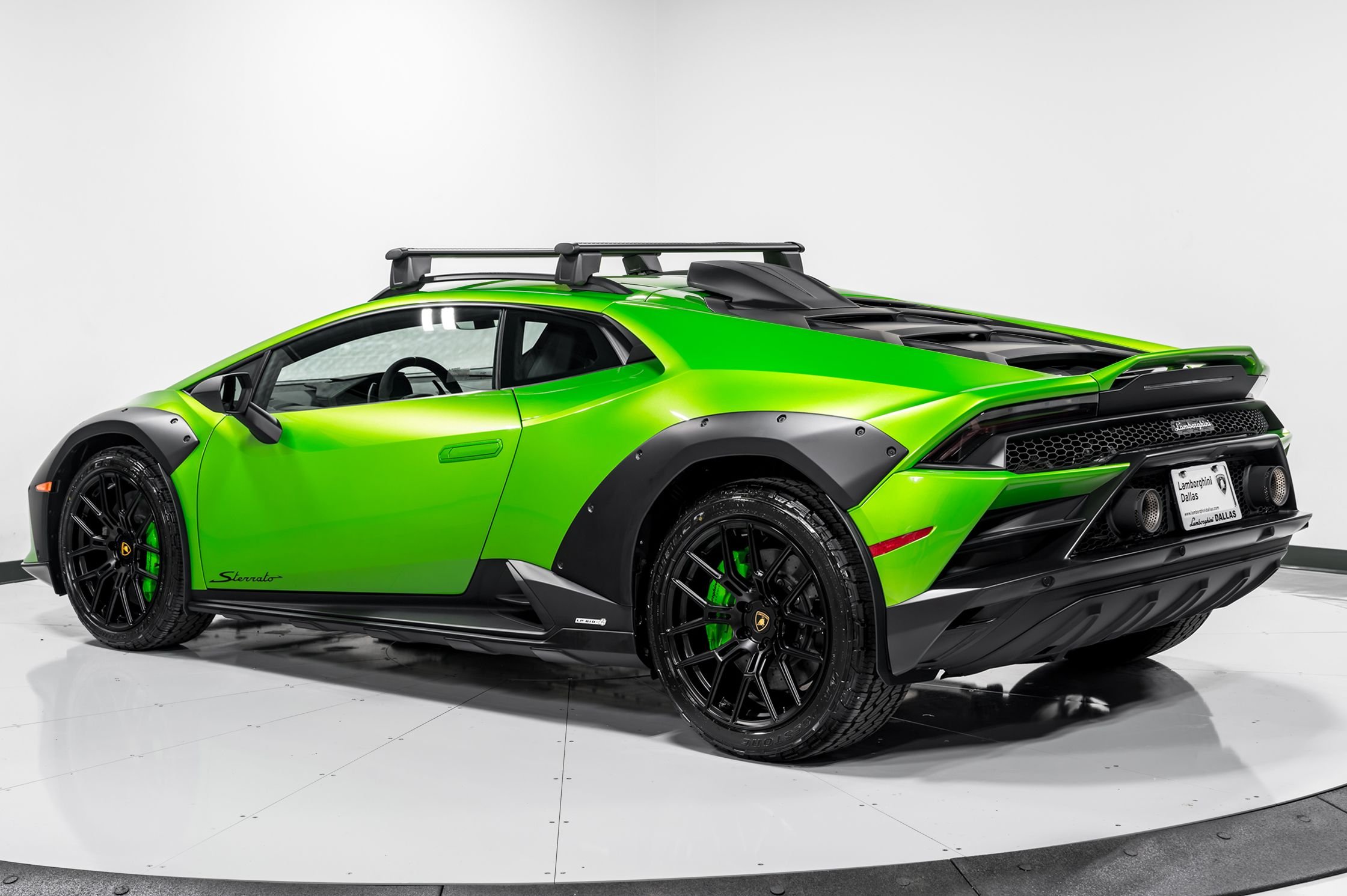 2024 Lamborghini Huracan Sterrato  5