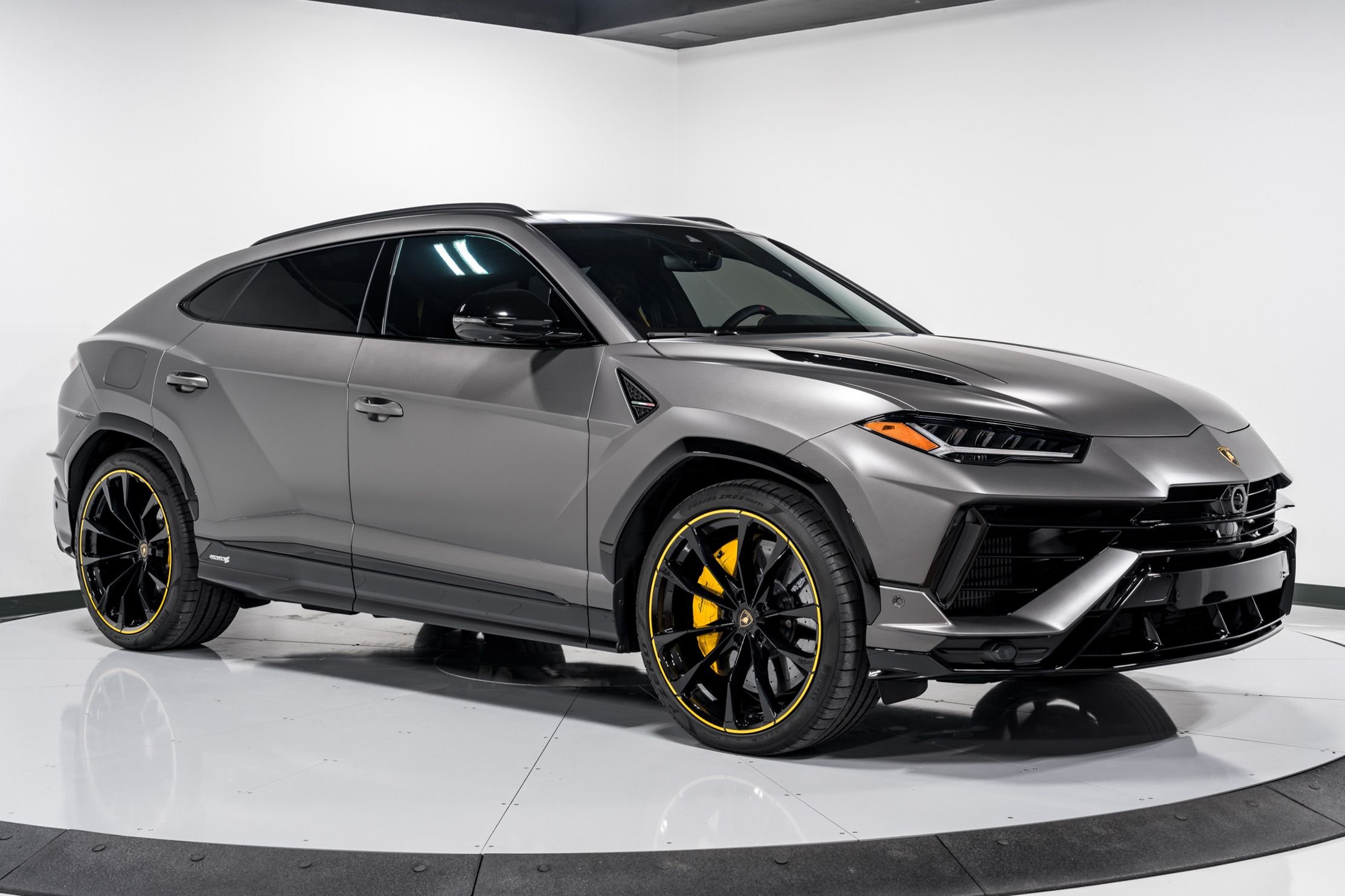 2023 Lamborghini Urus S  45