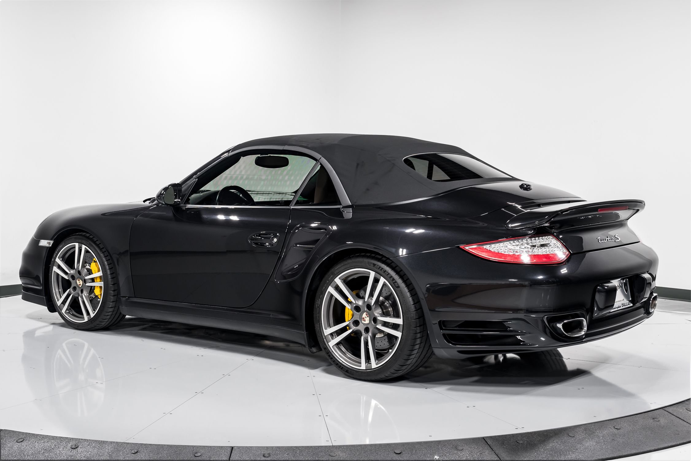 2013 Porsche 911 Turbo S Cabriolet 43