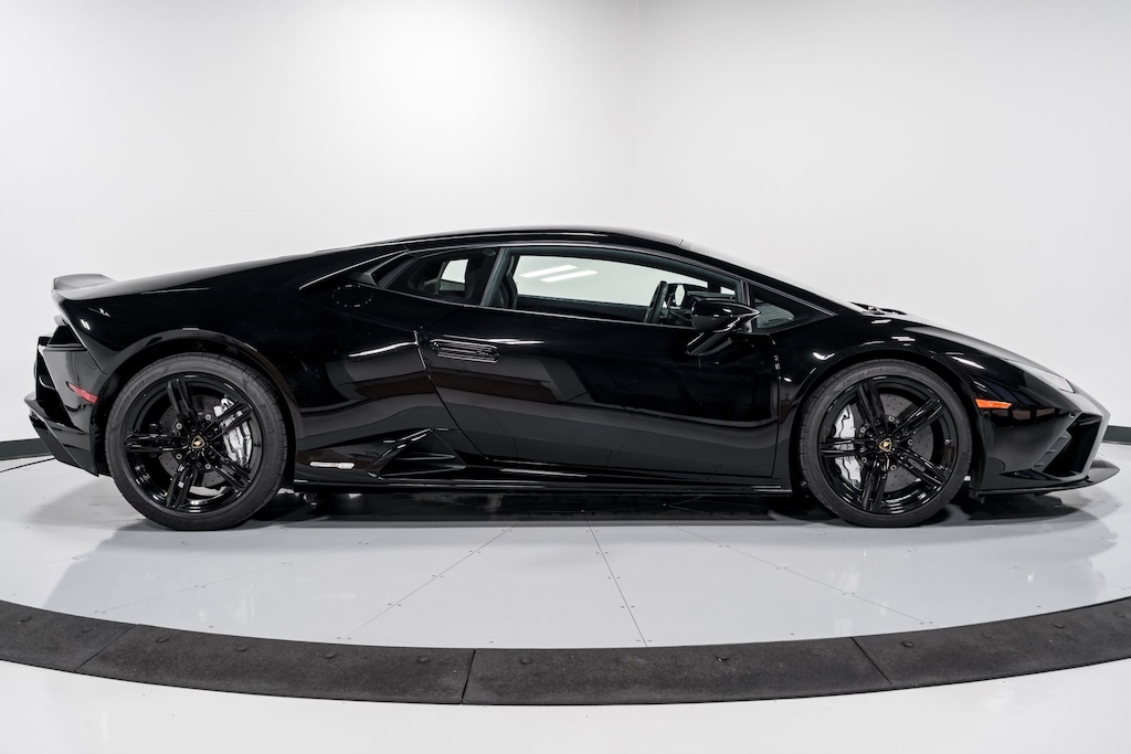 Used 2020 Lamborghini Huracan EVO Coupe RWD