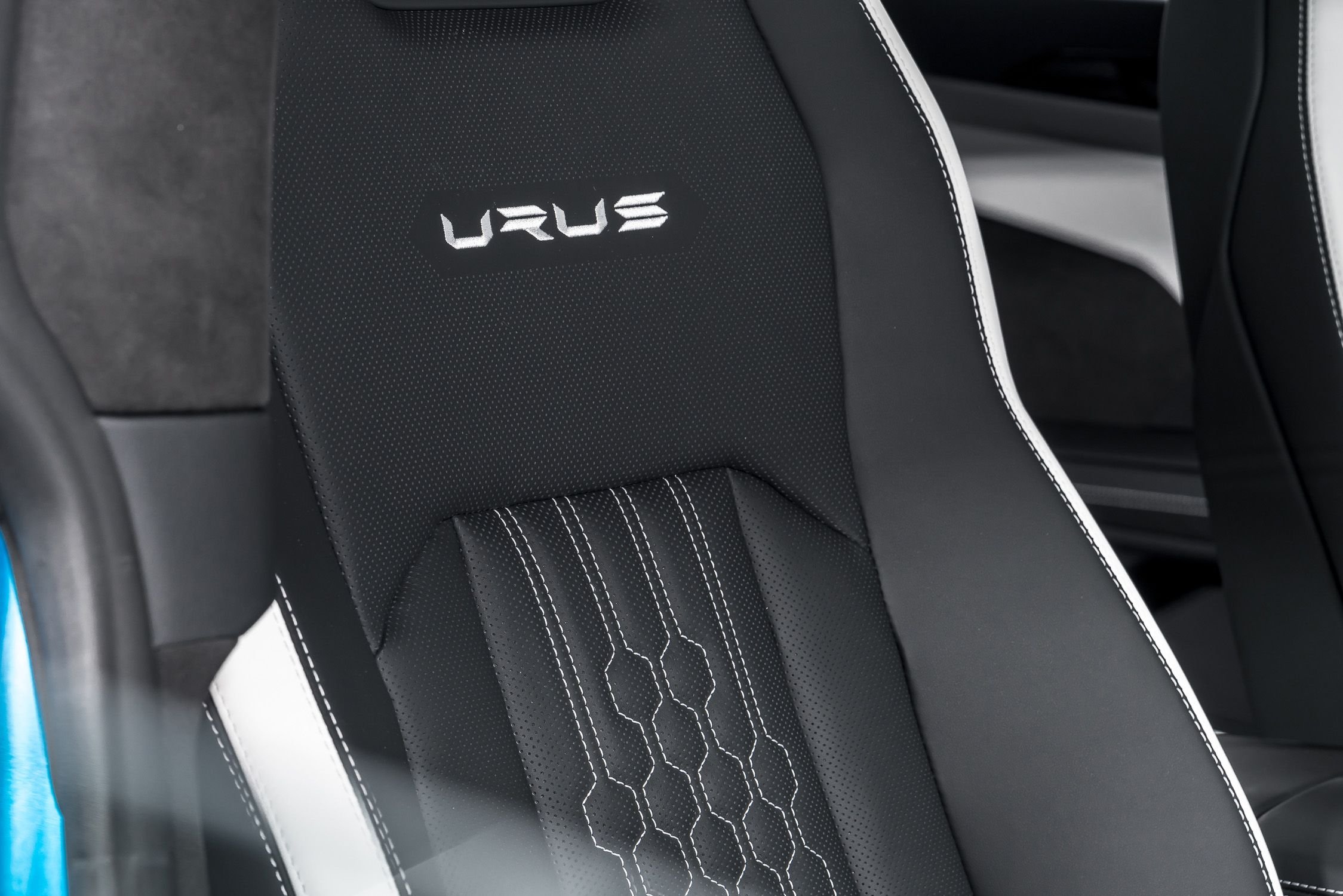 2023 Lamborghini Urus S Certified 42