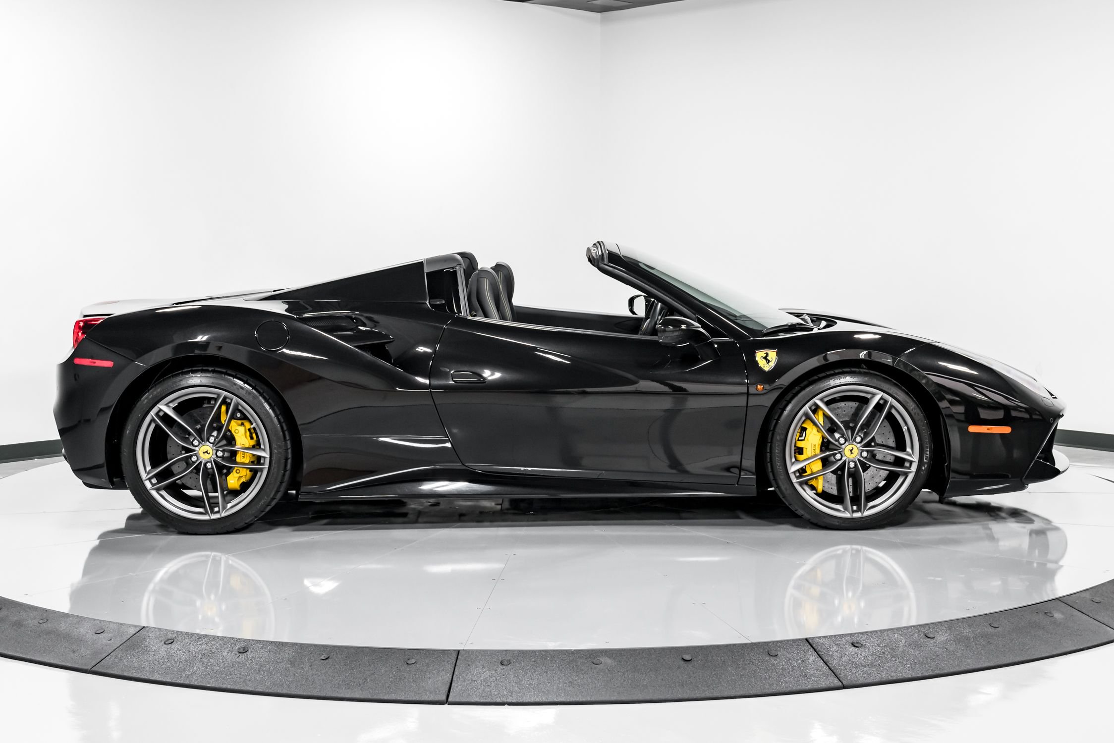 Ferrari488SPDです Used 2017 Ferrari 488 Spider For Sale Richardson,TX | Stock