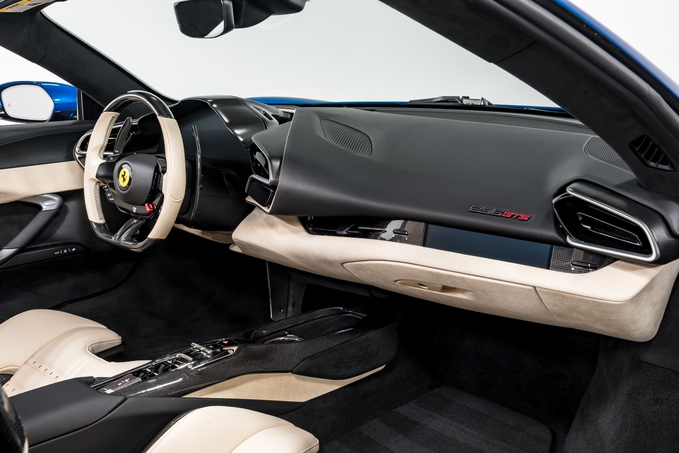 2024 Ferrari 296 GTS  29