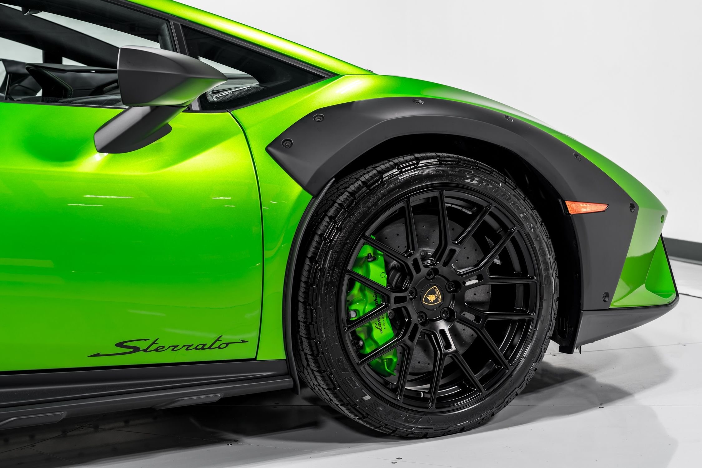 2024 Lamborghini Huracan Sterrato  46