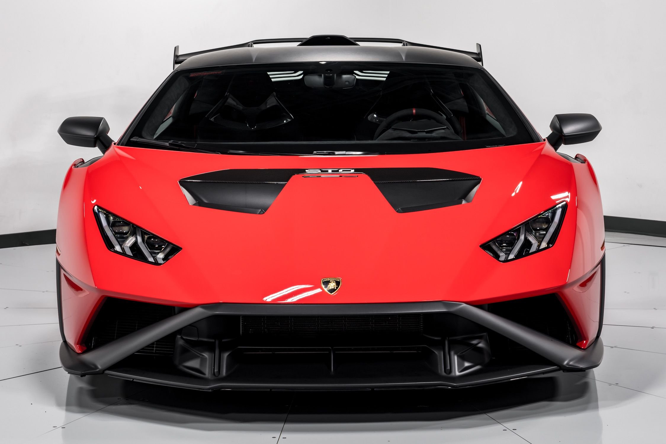 2022 Lamborghini Huracan STO  8