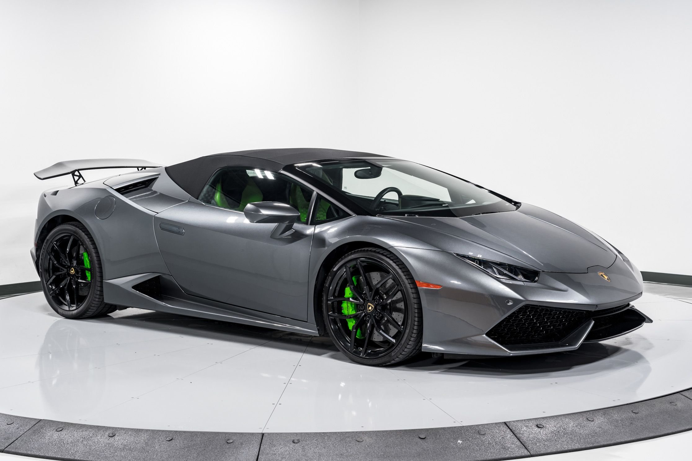 Carrera Lamborghini Huracán LP 610-4 Safety Car w/ Lights 1