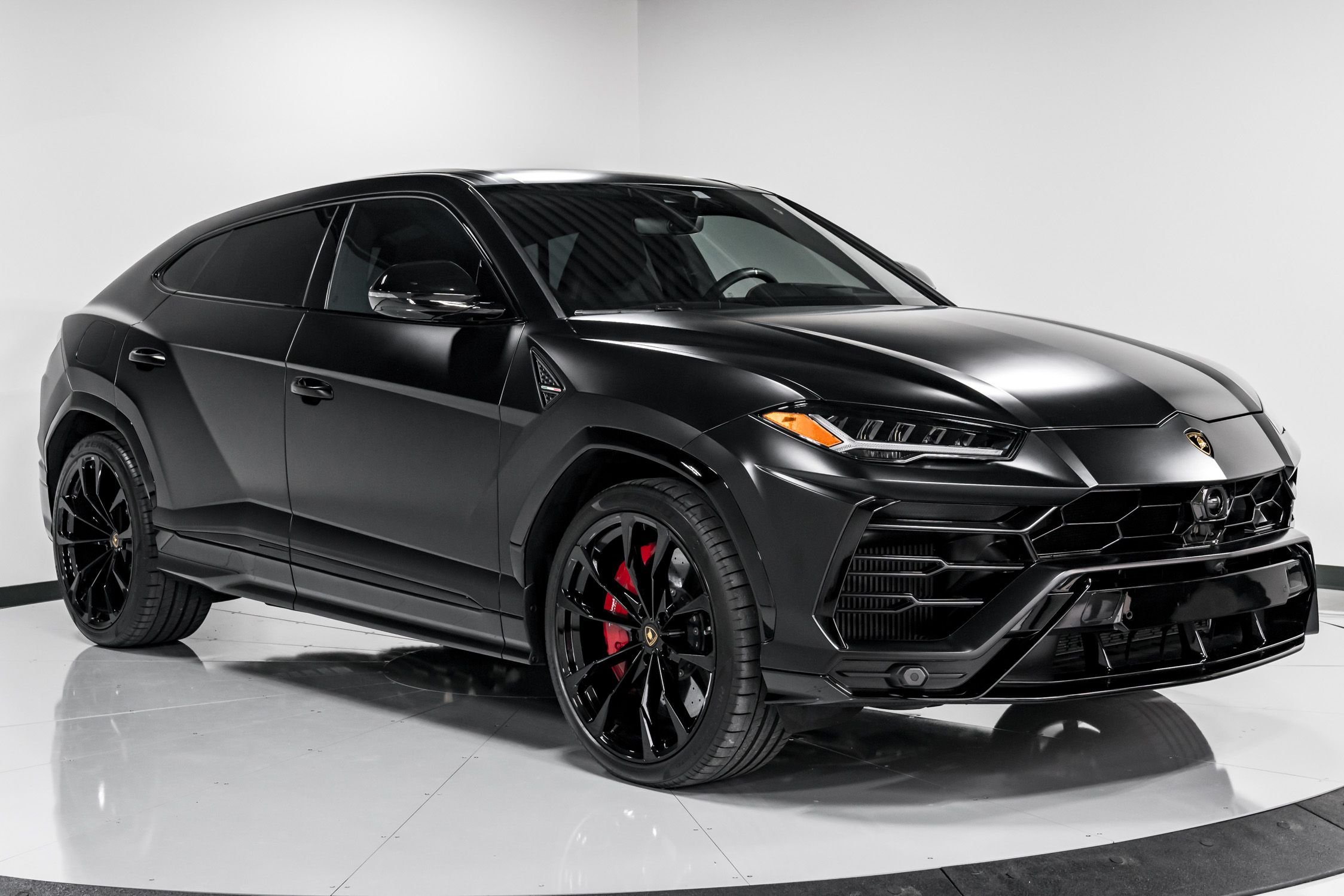 2021 Lamborghini Urus  43