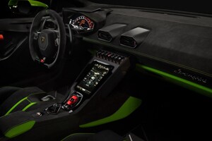huracan-interior.jpg