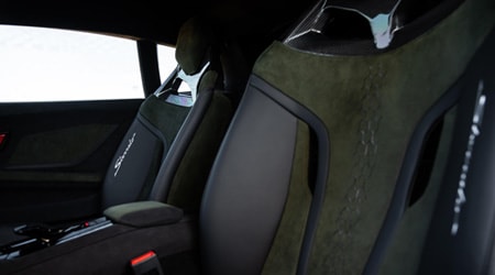  Lamborghini Huracan Sterrato Interior