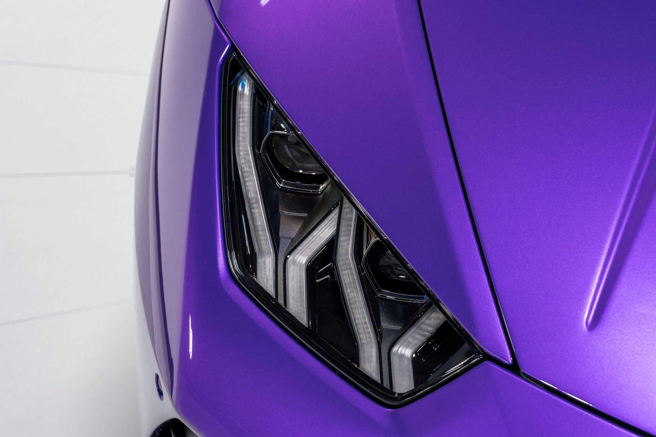 2023 Lamborghini Huracan EVO Coupe RWD  40