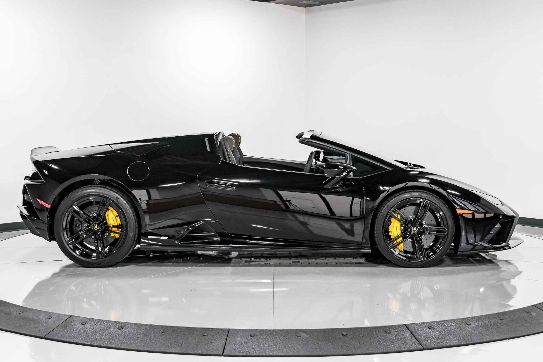 Used 2021 Lamborghini Huracan EVO Spyder For Sale Richardson