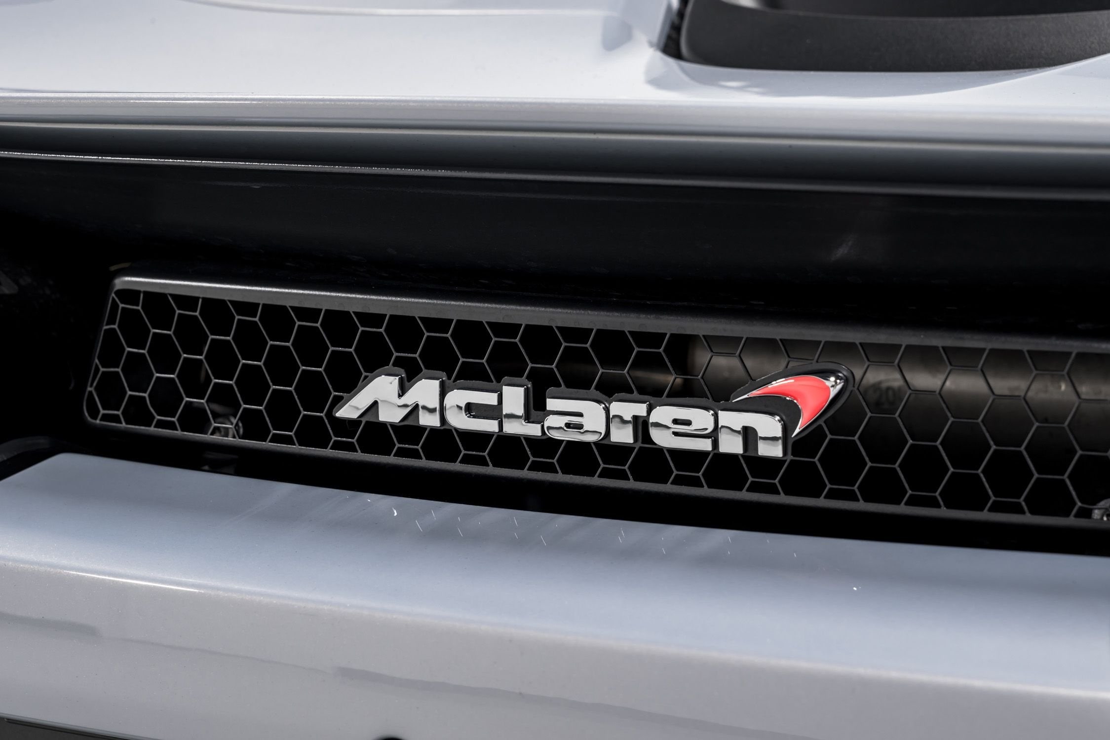 2018 McLaren 720S  44