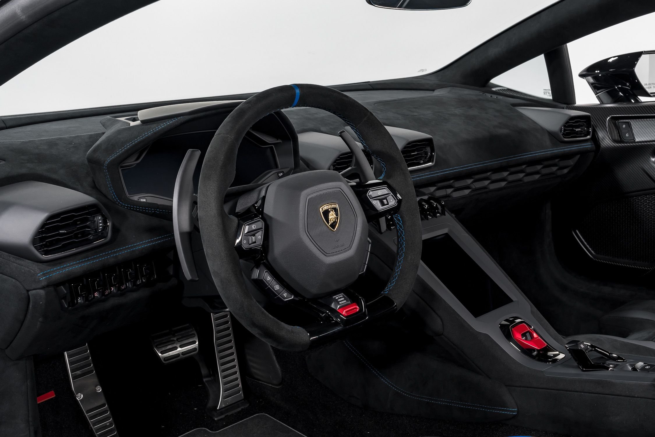 2023 Lamborghini Huracan STO  12