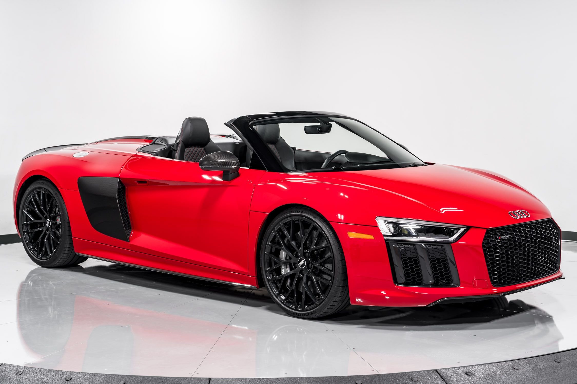 Used 2018 Audi R8 V10 Plus Spyder Quattro For Sale