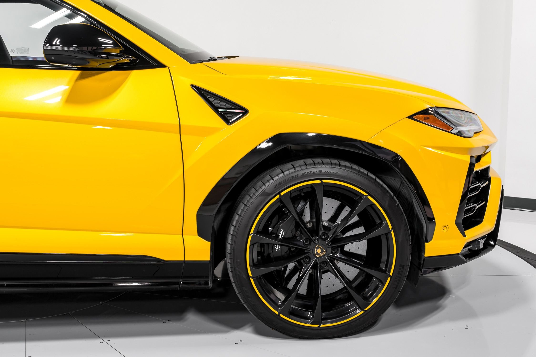 2022 Lamborghini Urus Certified 52