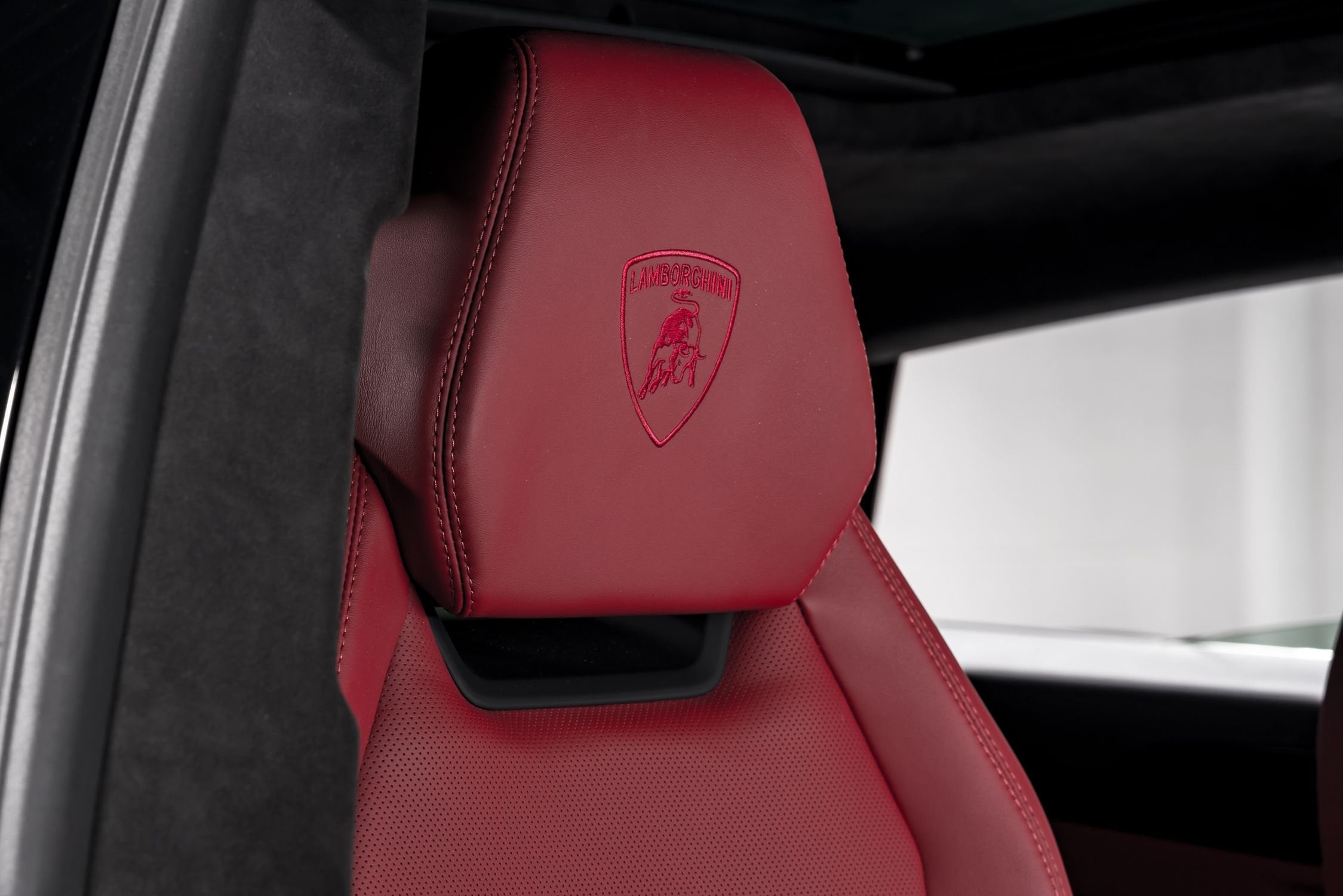 2022 Lamborghini Urus Certified 38