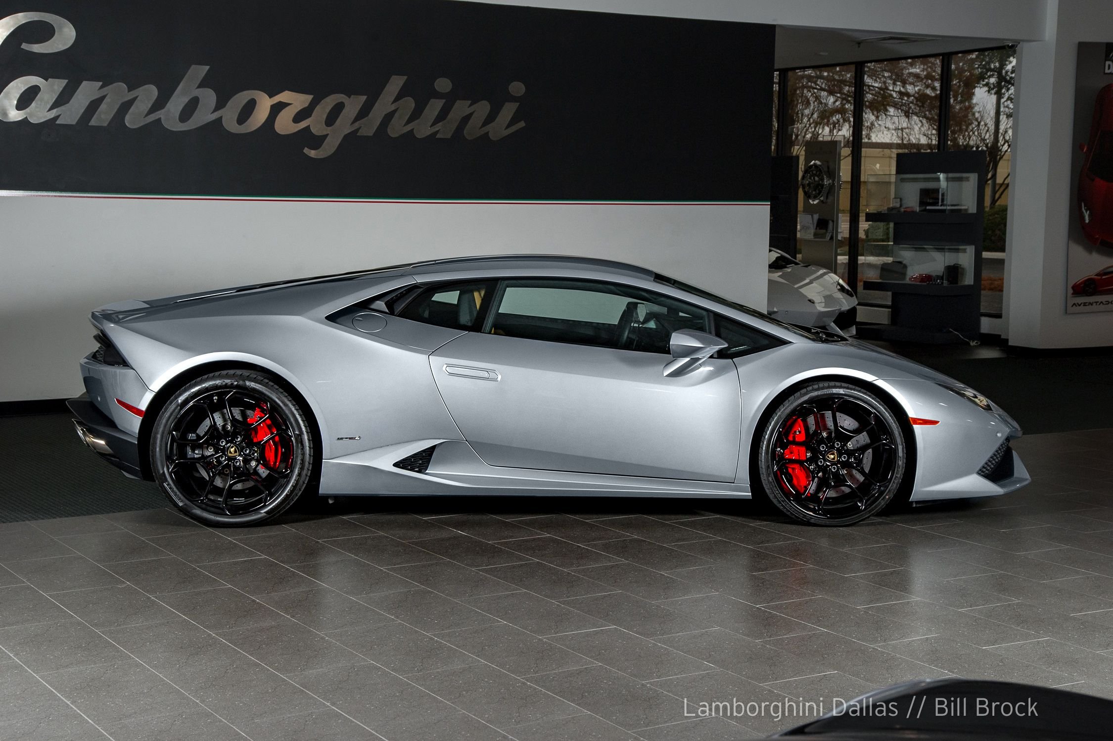 Used 2015 Lamborghini Huracan LP610-4 For Sale at LAMBORGHINI 