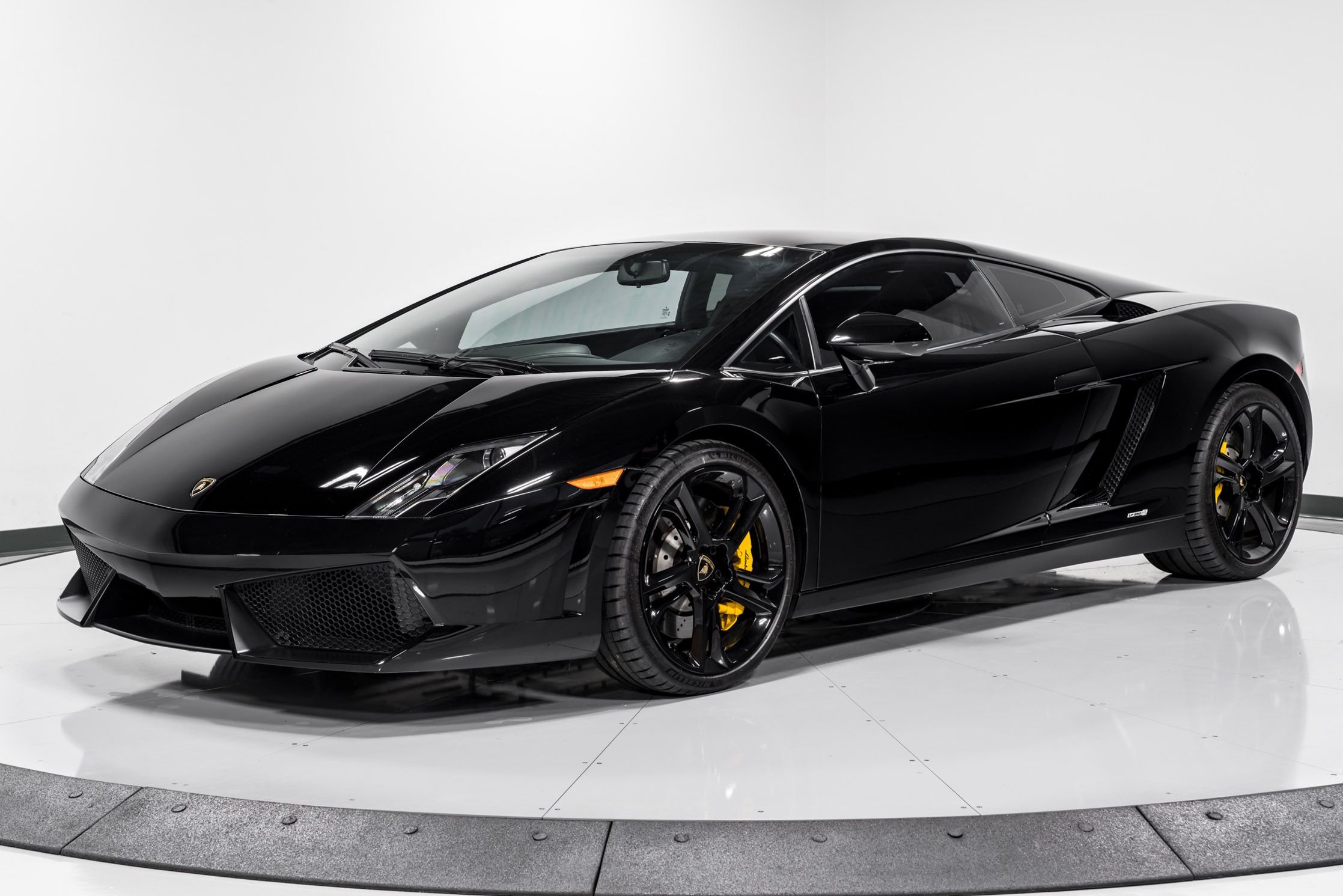 2012 Lamborghini Gallardo LP550-2  7