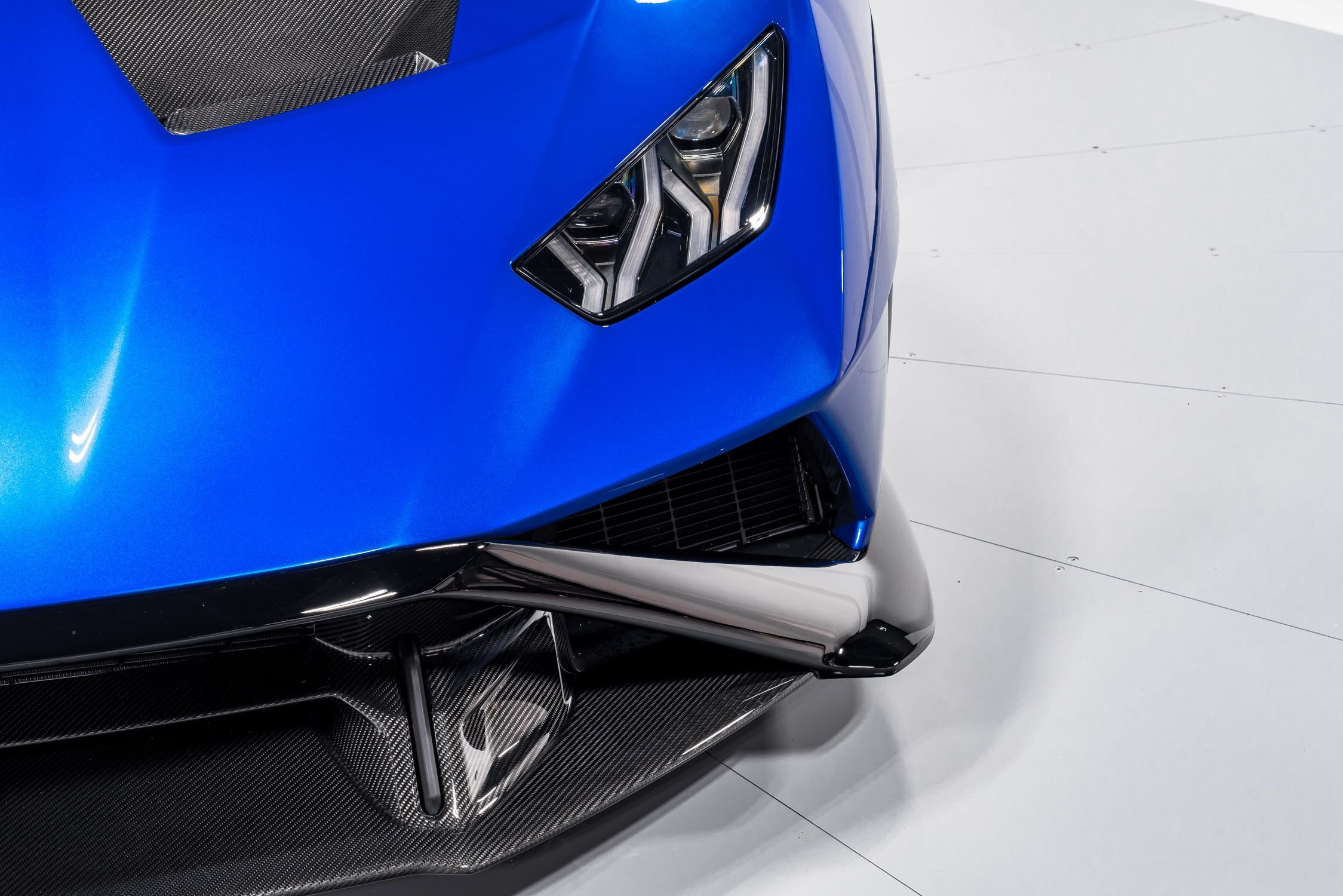 Nationランボルギーニ　5’7″ x 19-1/2″ x 2-1/2″ Used 2022 Lamborghini Huracan STO For Sale Richardson,TX