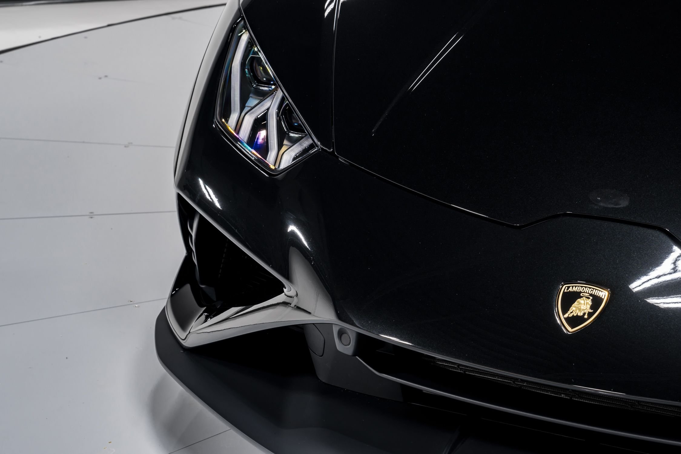 2021 Lamborghini Huracan EVO Coupe RWD  40
