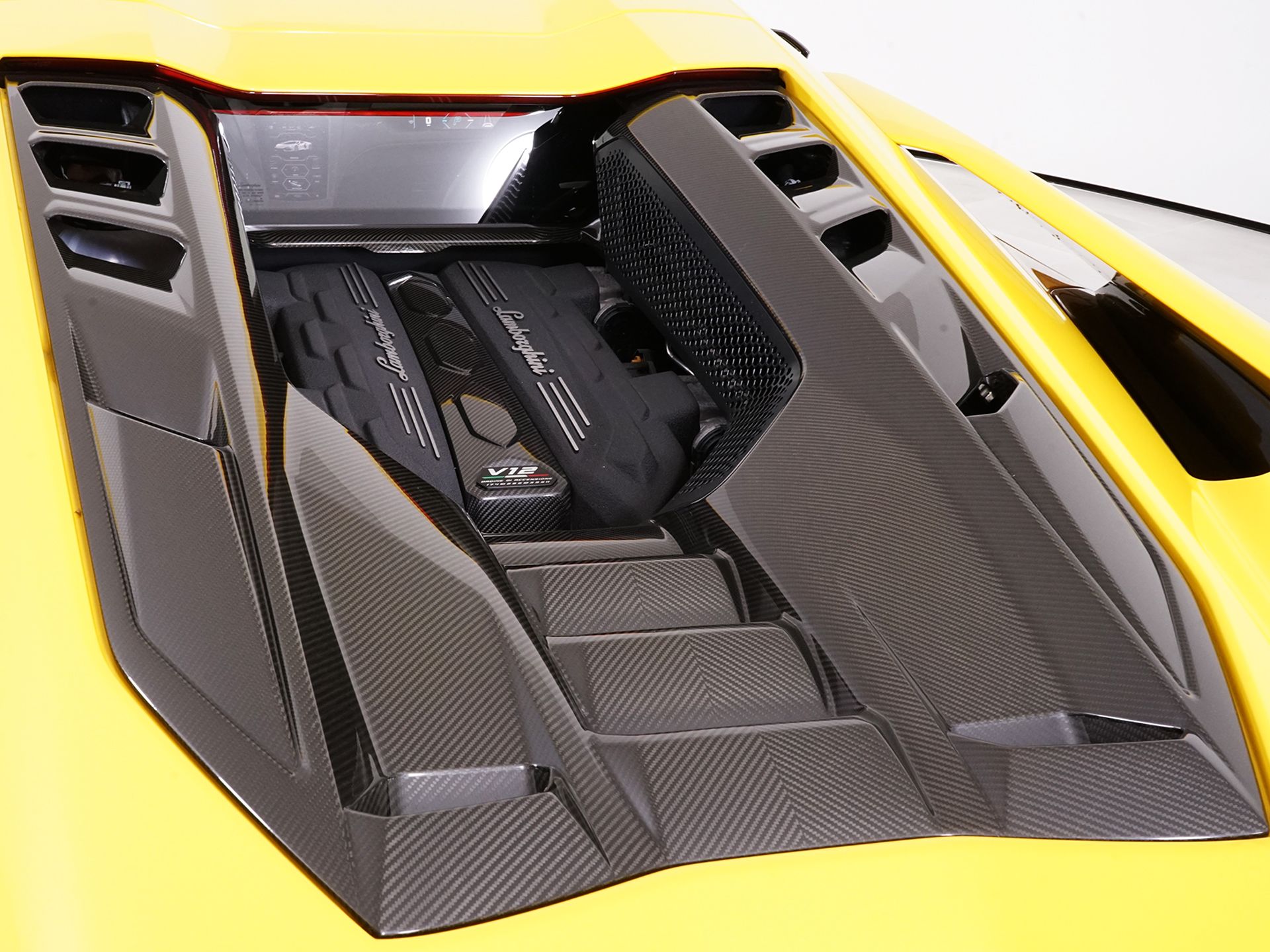 2025 Lamborghini Revuelto Base - Photo 20