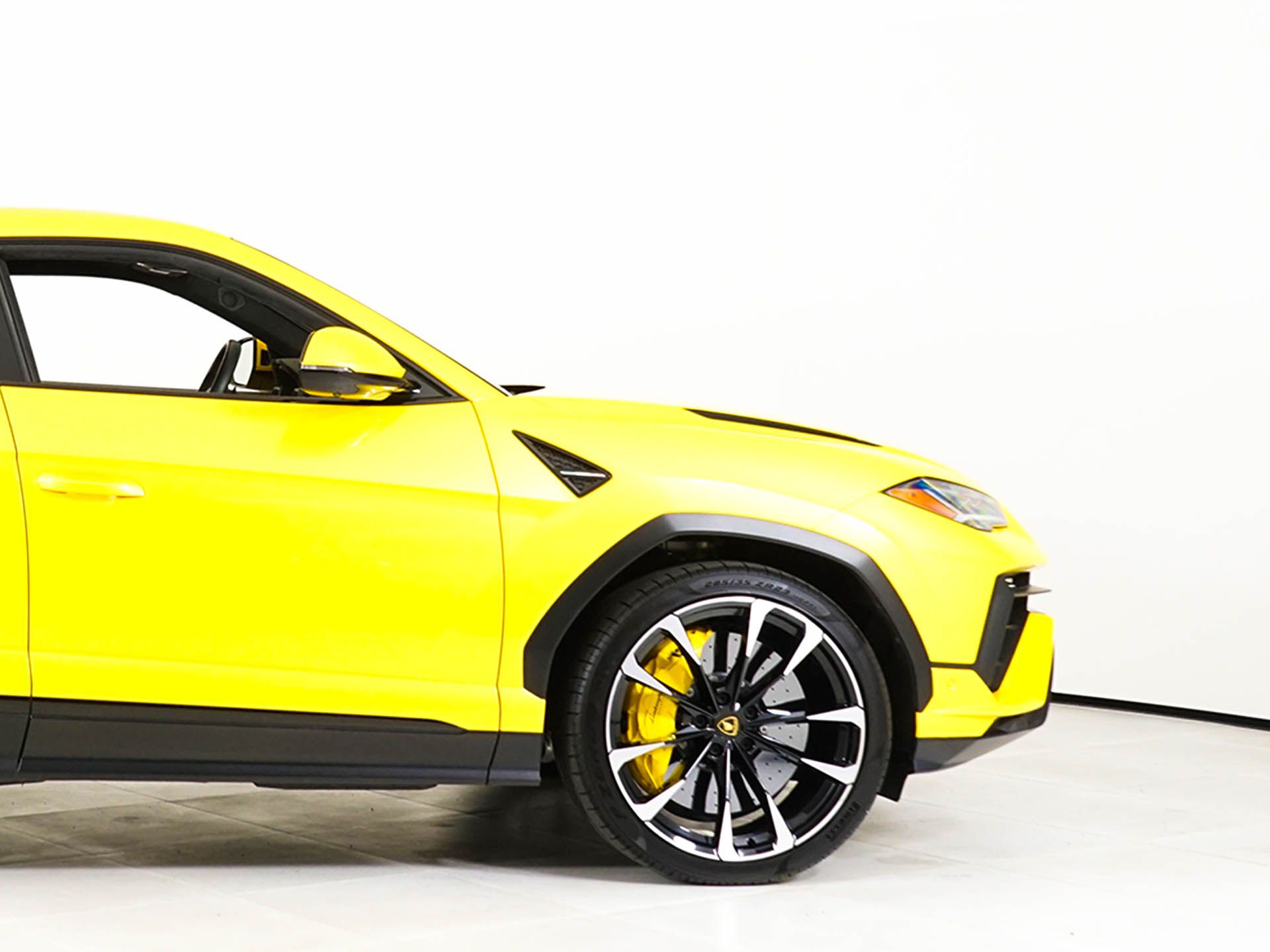 2023 Lamborghini Urus S - Photo 15