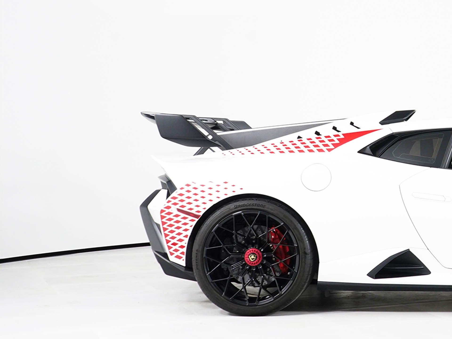 2022 Lamborghini Huracan STO - Photo 14