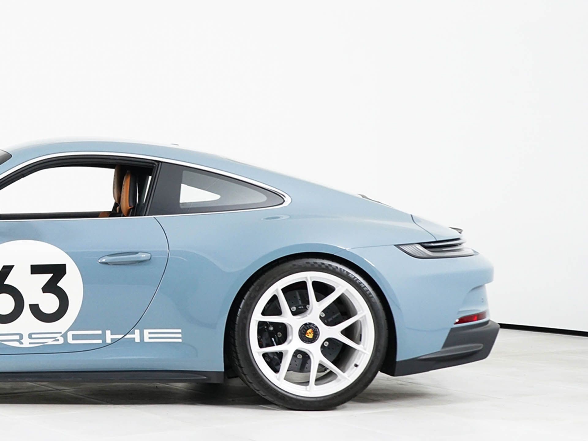 2024 Porsche 911 GT3 RS - Photo 13