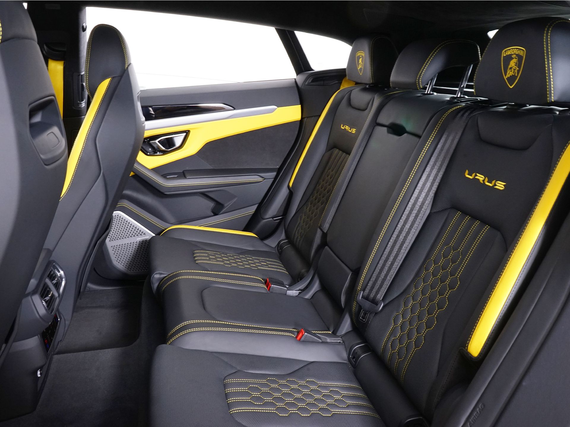 2023 Lamborghini Urus S - Photo 26