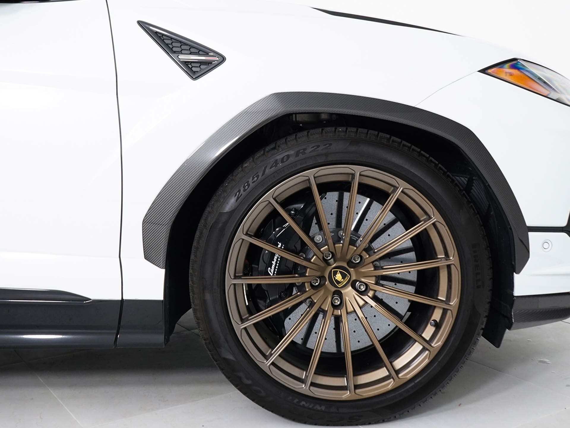 2023 Lamborghini Urus Performante - Photo 15