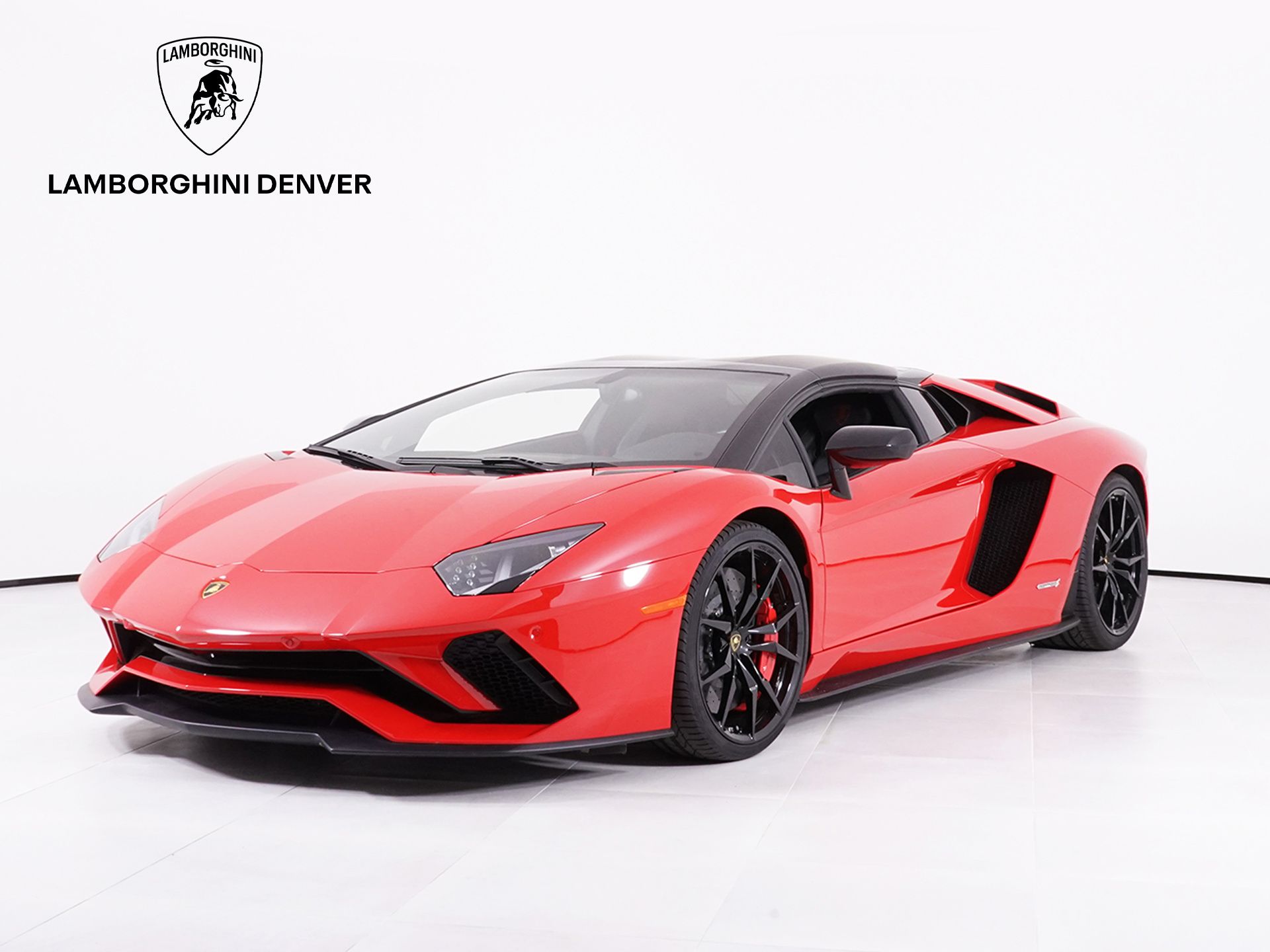 2019 Lamborghini Aventador S Roadster's photo