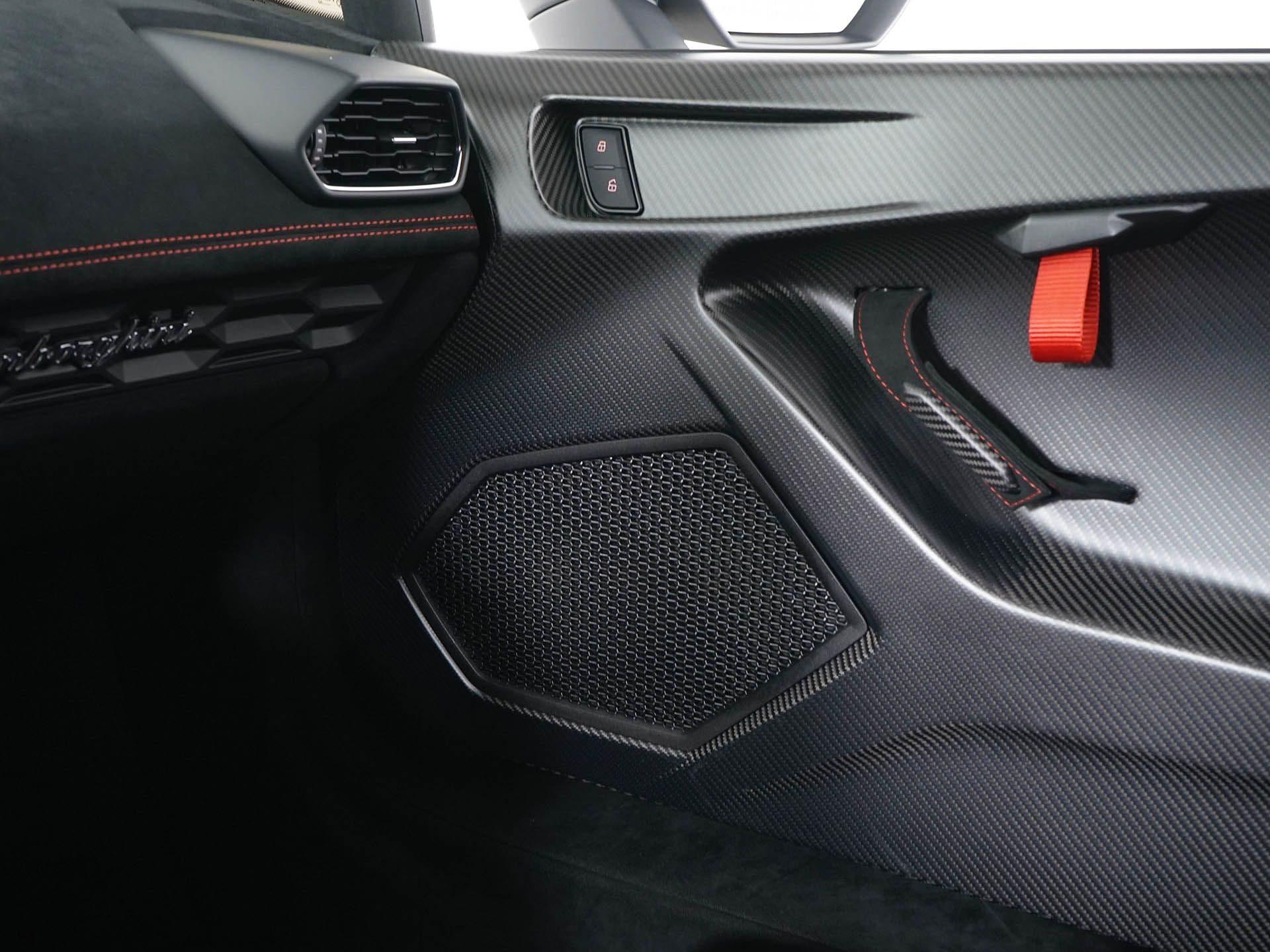 2022 Lamborghini Huracan STO - Photo 23