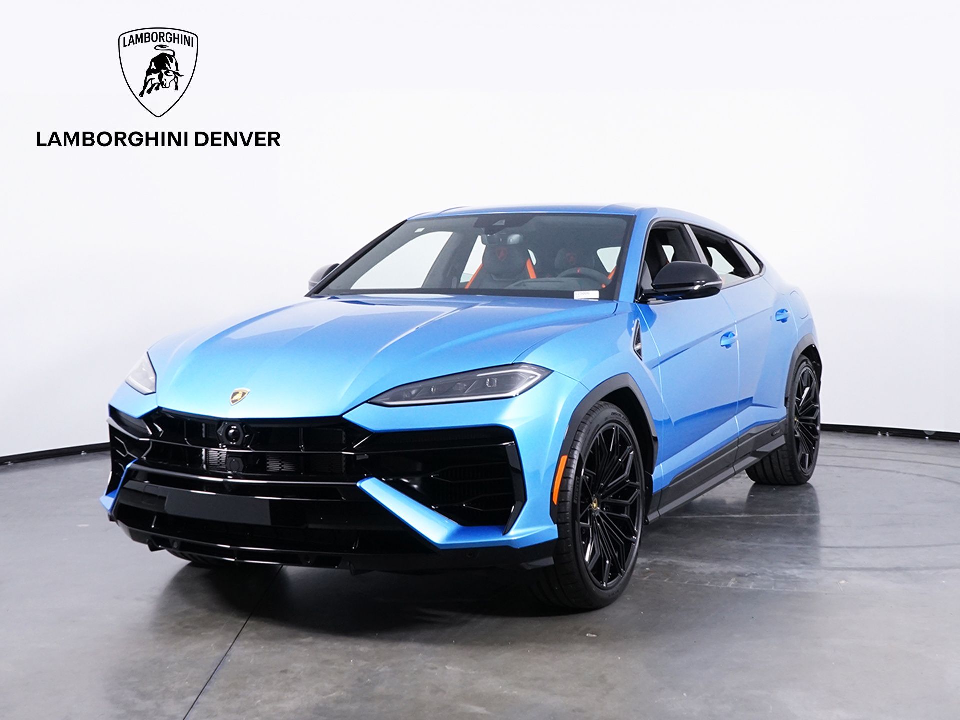 2025 Lamborghini Urus 4.0 V8 PHEV SE's photo