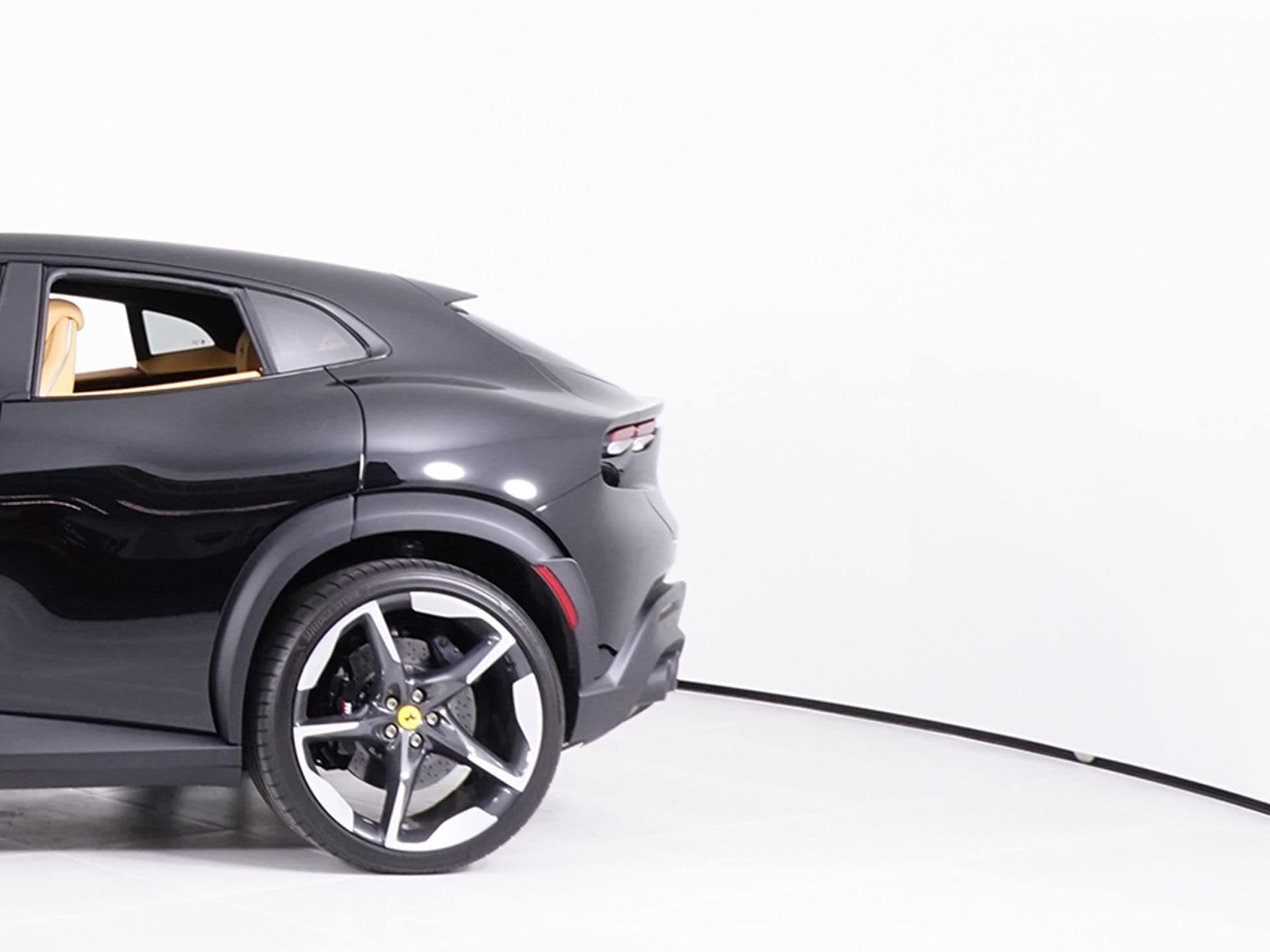 2024 Ferrari Purosangue Base - Photo 13