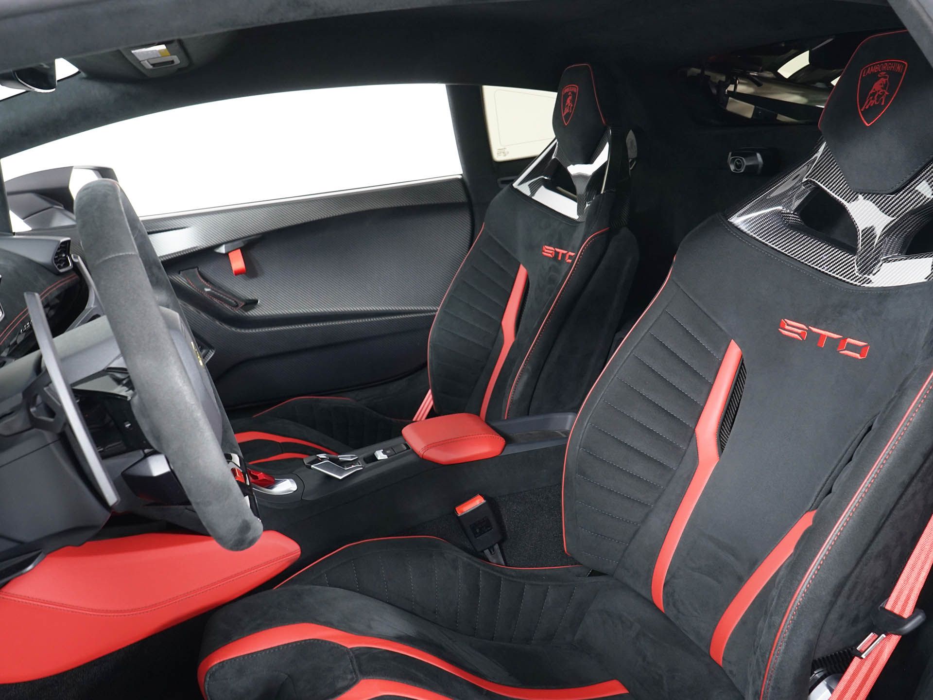 2022 Lamborghini Huracan STO - Photo 24