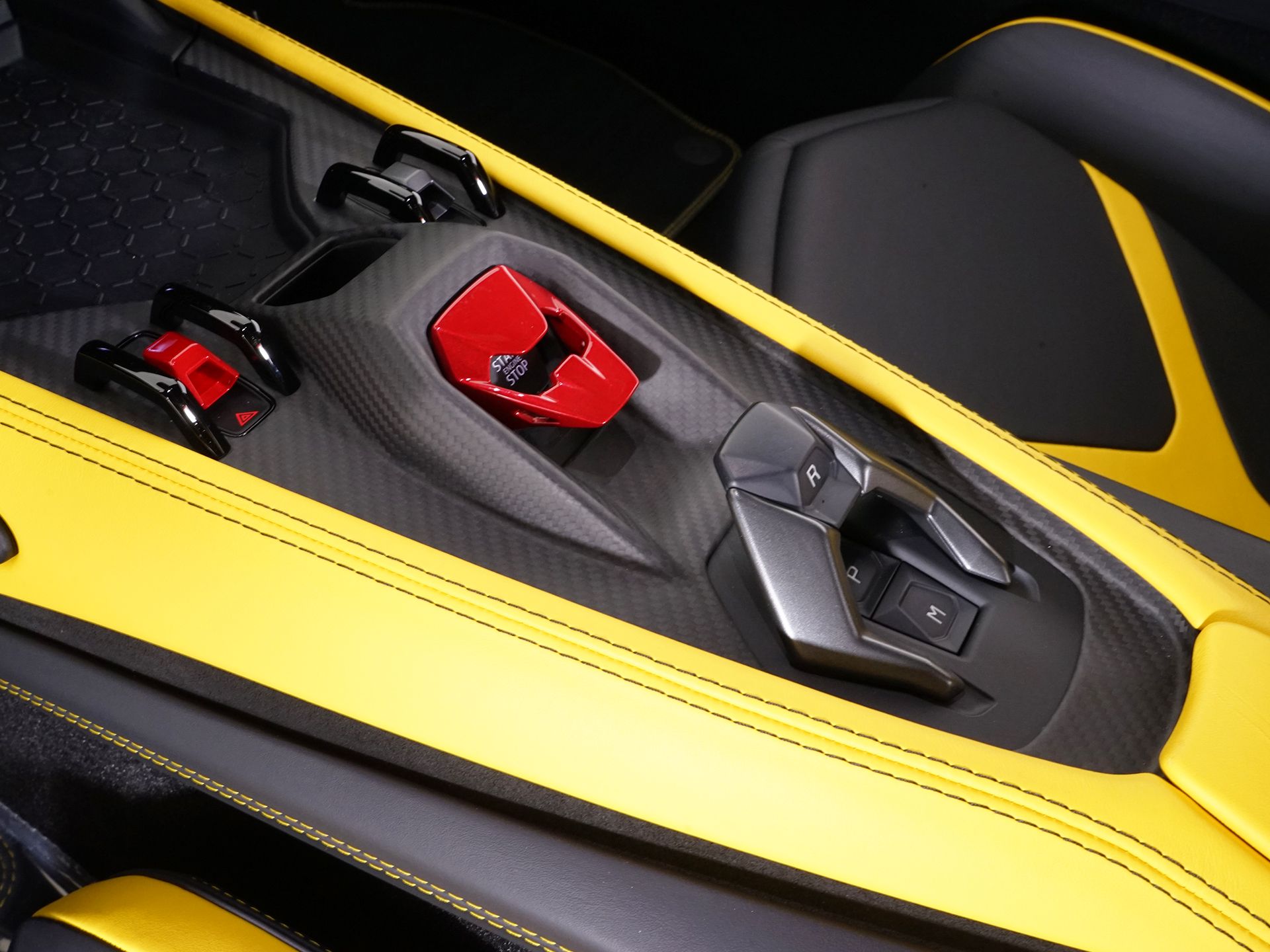 2025 Lamborghini Revuelto Base - Photo 26