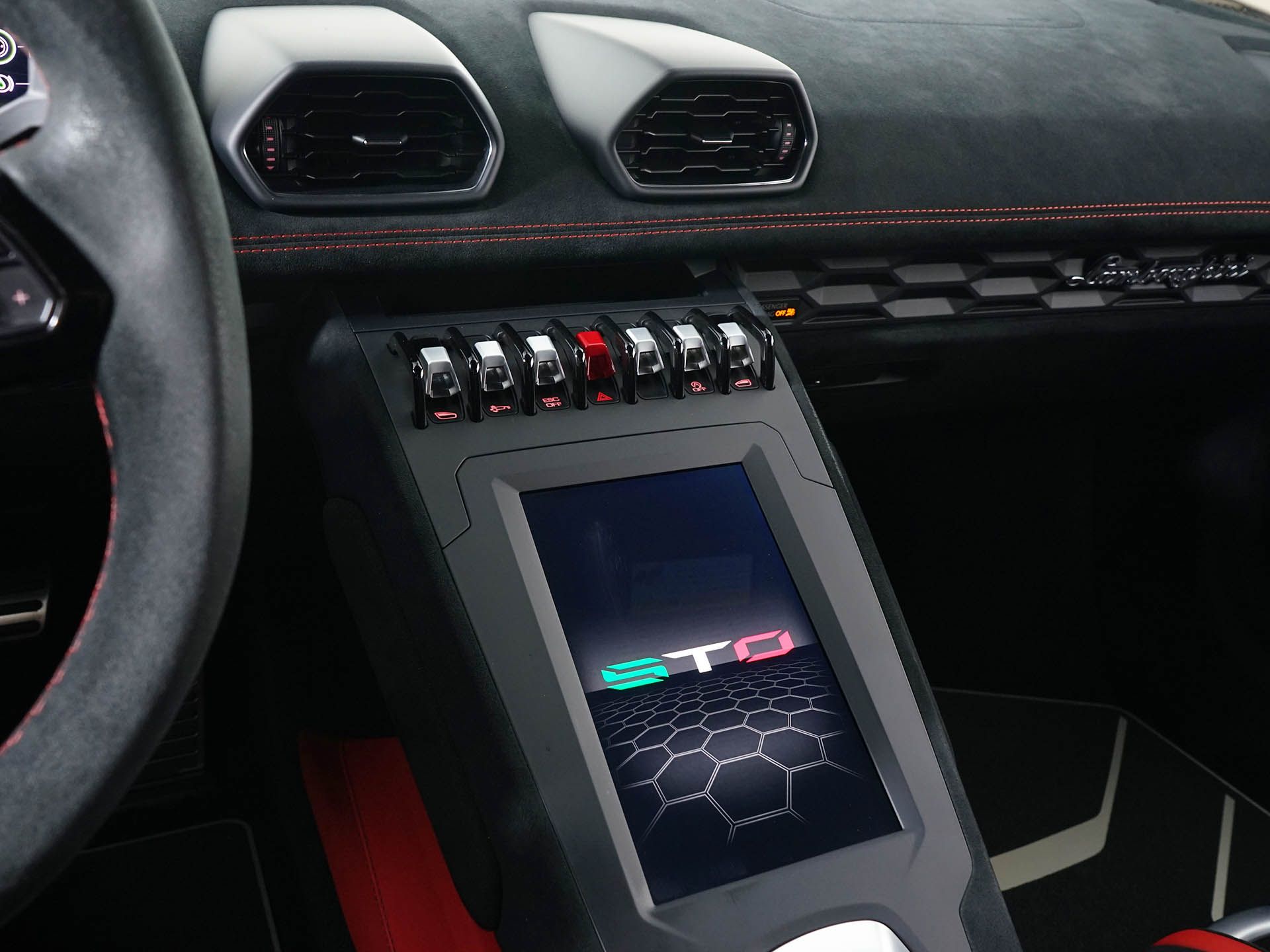 2022 Lamborghini Huracan STO - Photo 25