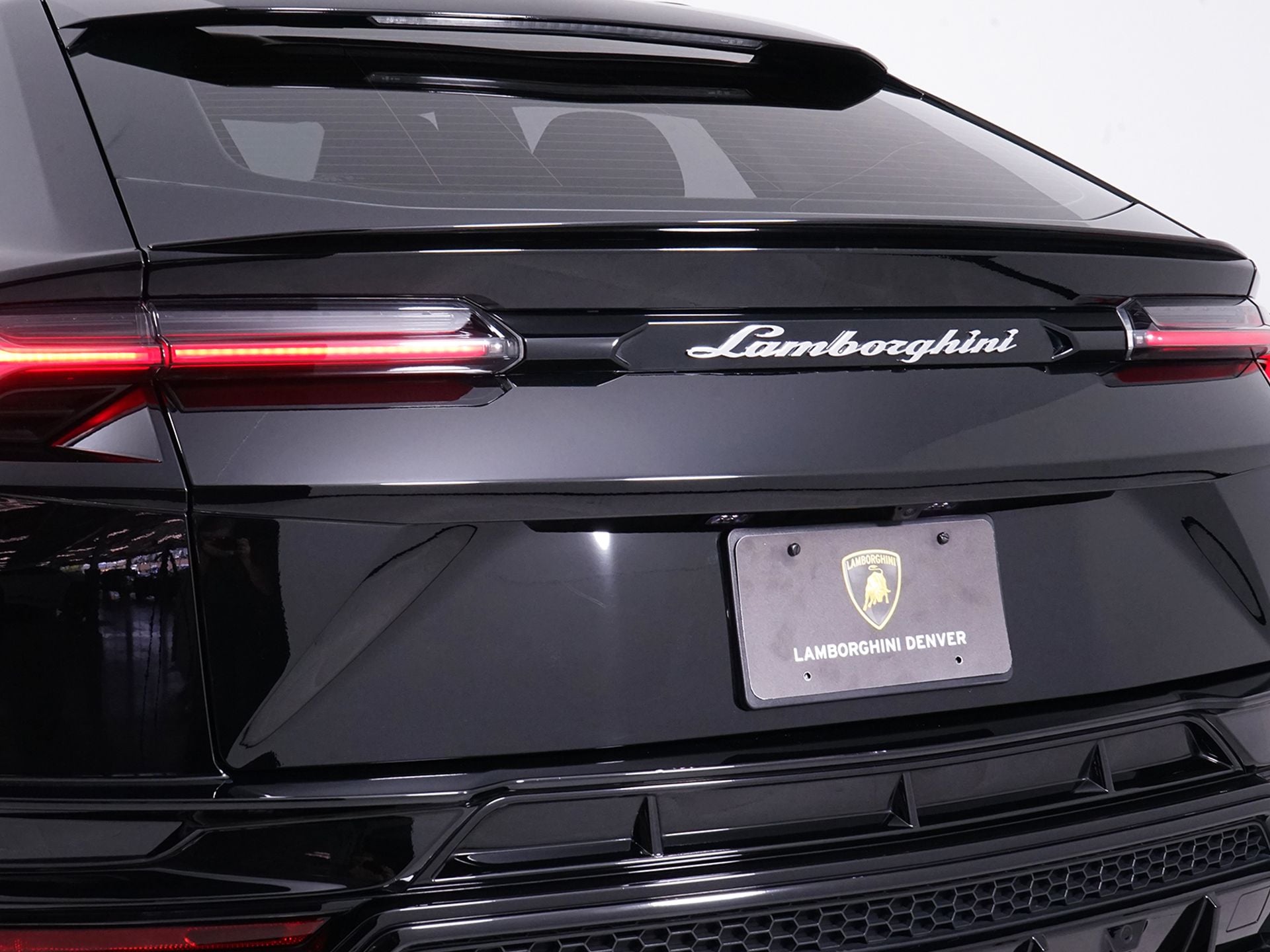 2023 Lamborghini Urus S - Photo 19