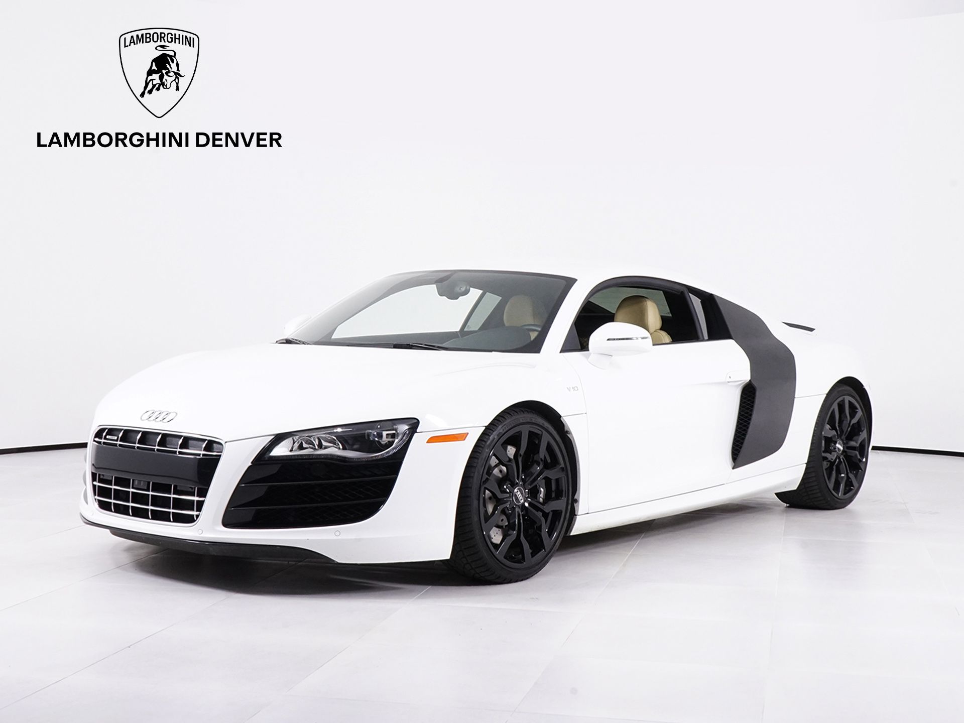 2011 Audi R8 5.2 quattro R tronic's photo