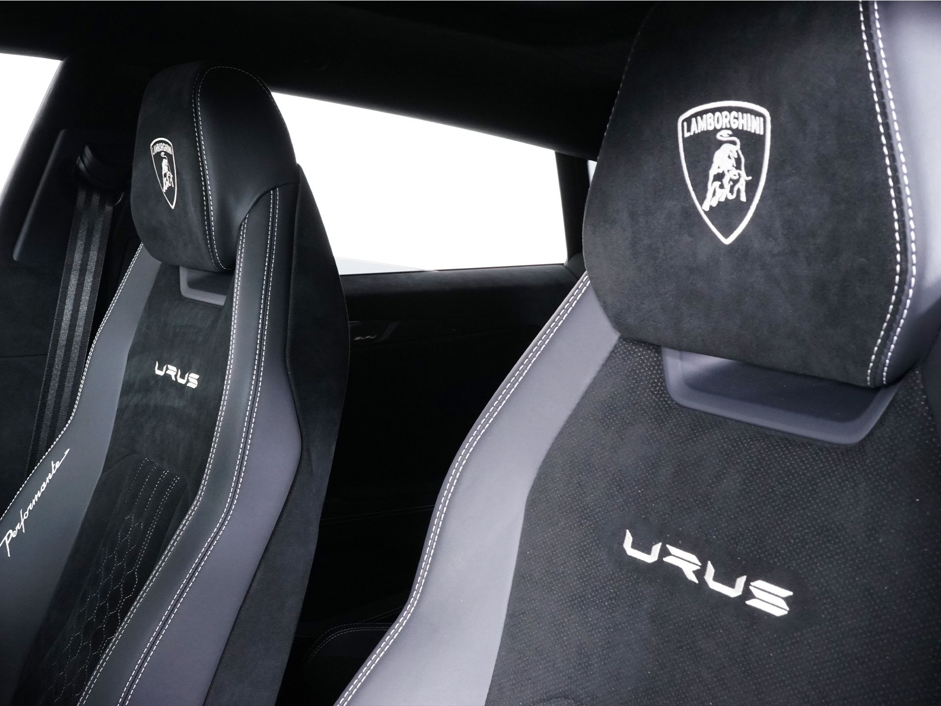 2023 Lamborghini Urus Performante - Photo 27