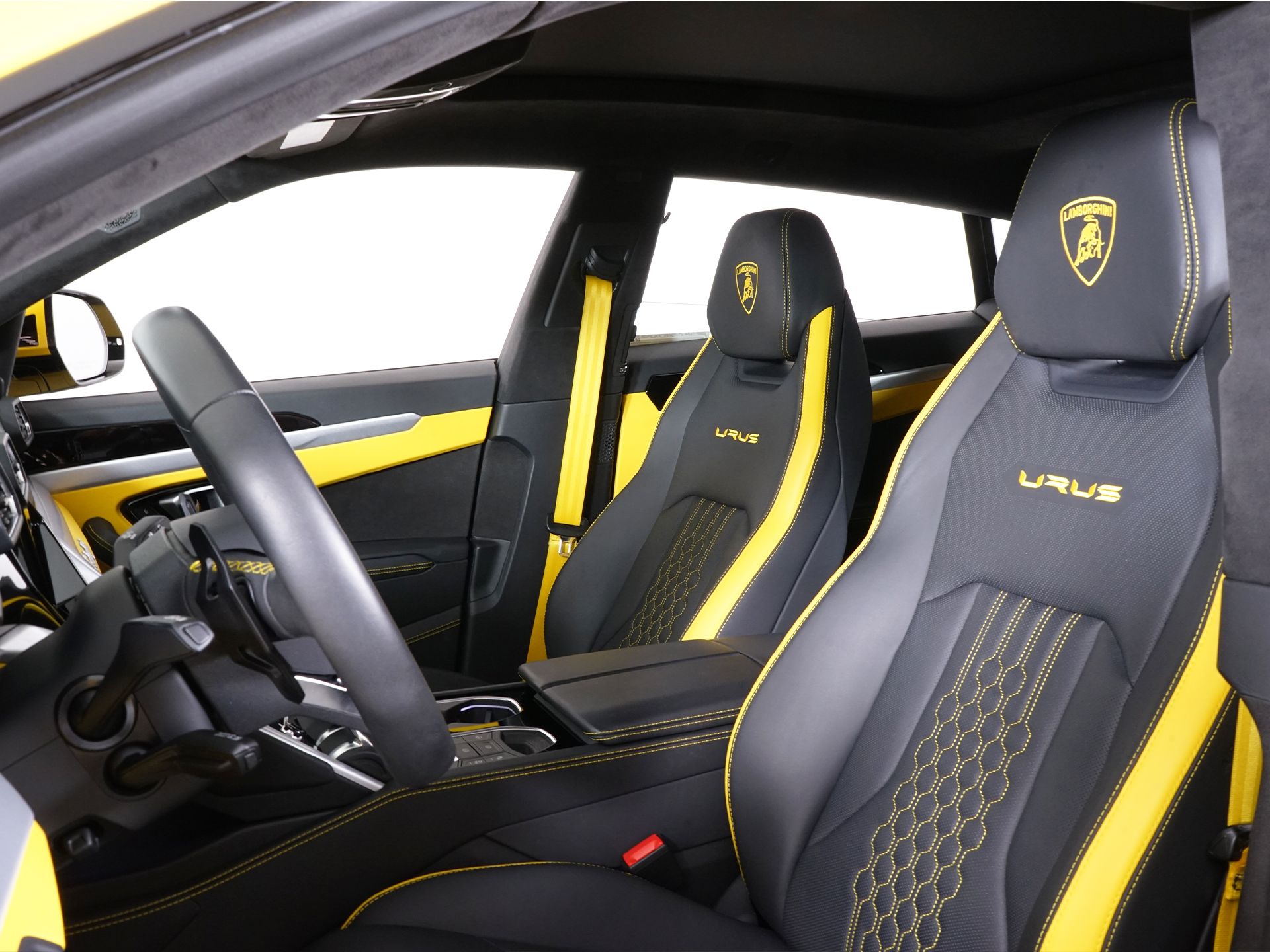 2023 Lamborghini Urus S - Photo 25