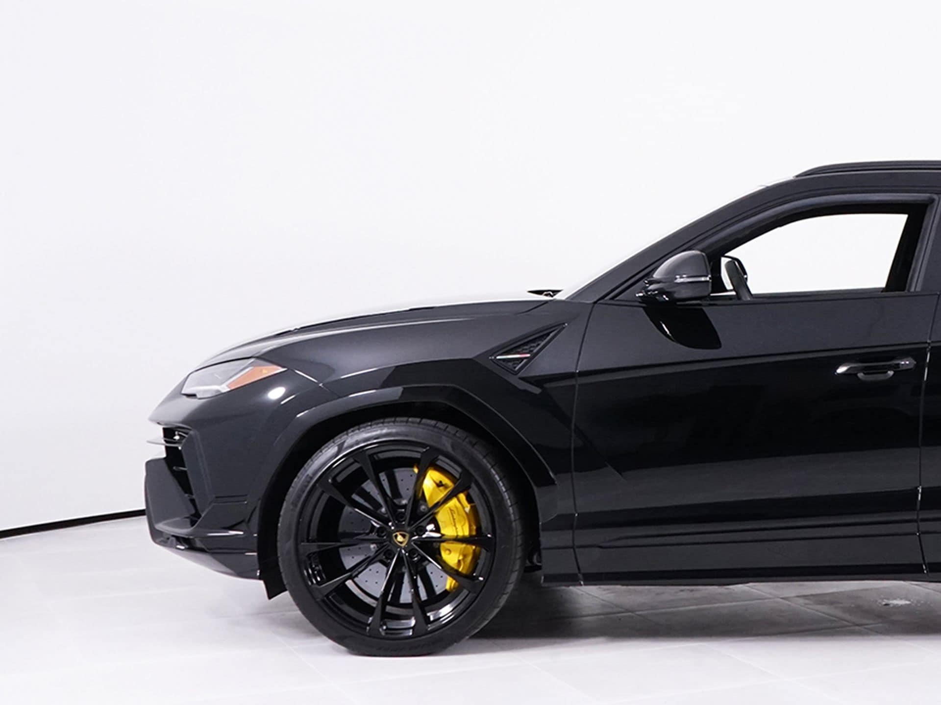 2023 Lamborghini Urus S - Photo 12