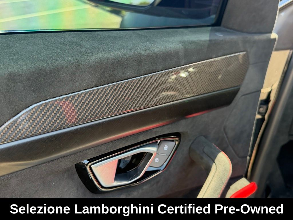 2023 Lamborghini Urus Performante - Photo 23