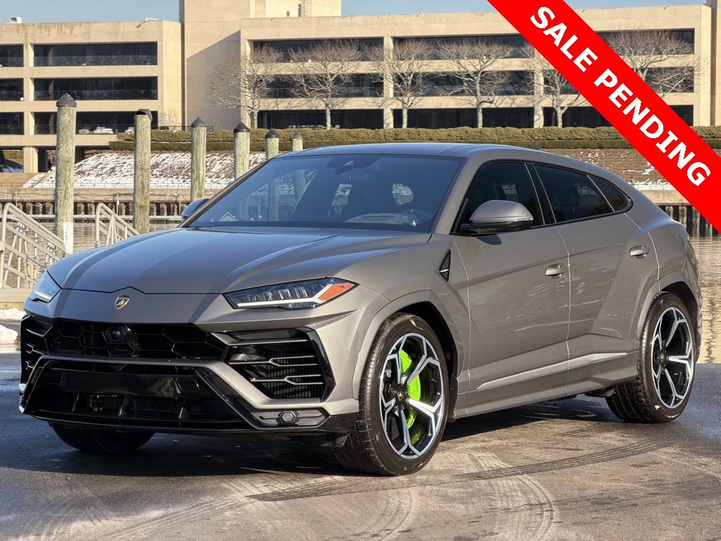 2021 Lamborghini Urus Base