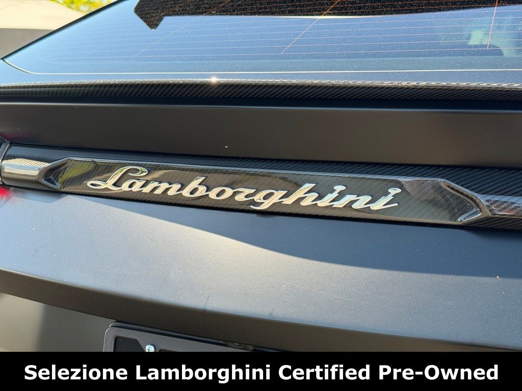 2023 Lamborghini Urus Performante - Photo 15